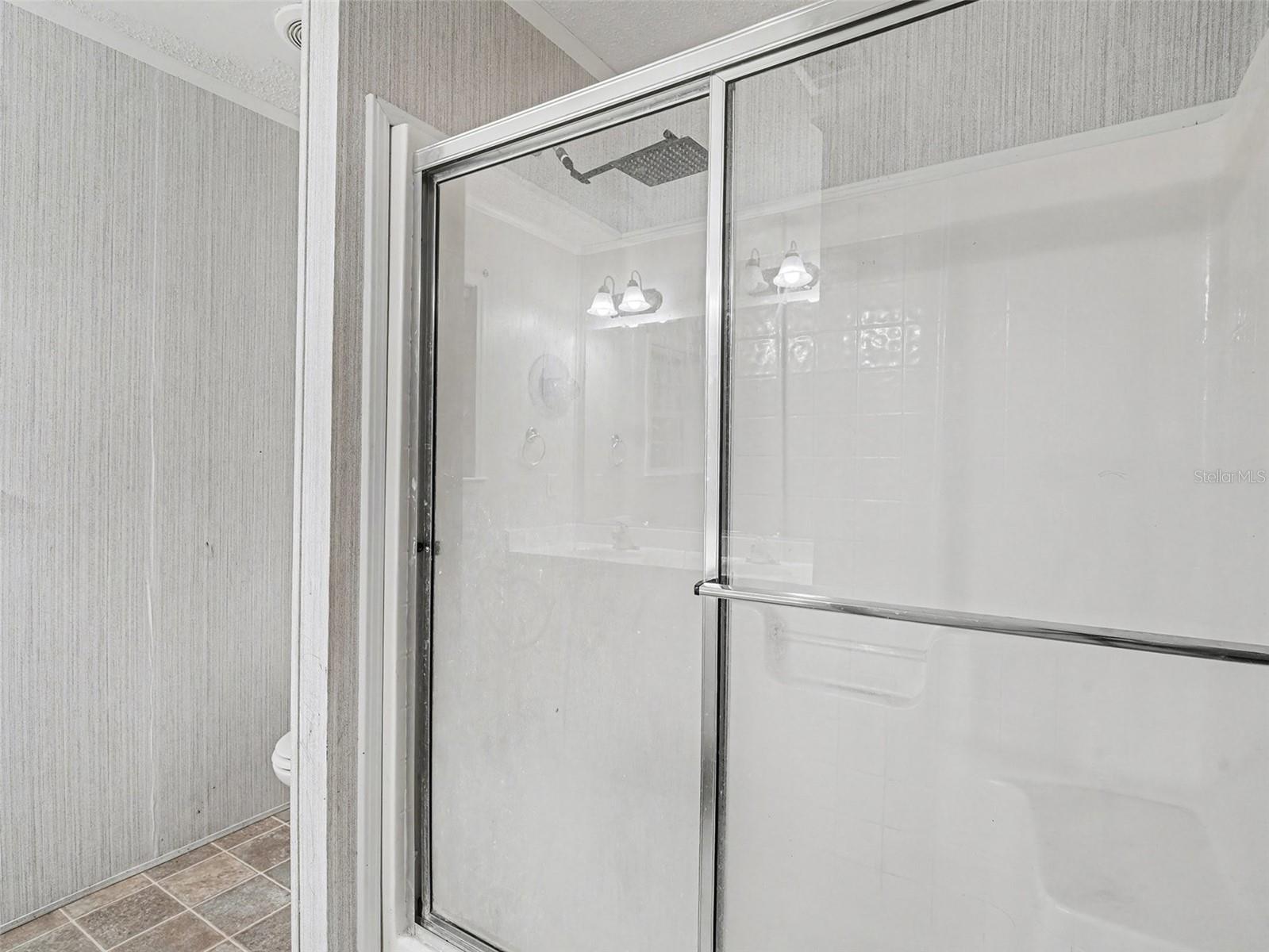 TB8463621 Property Photo