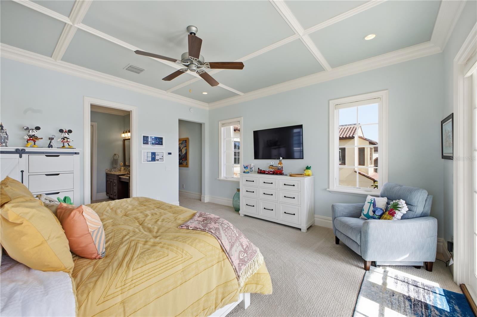 O6373084 Property Photo