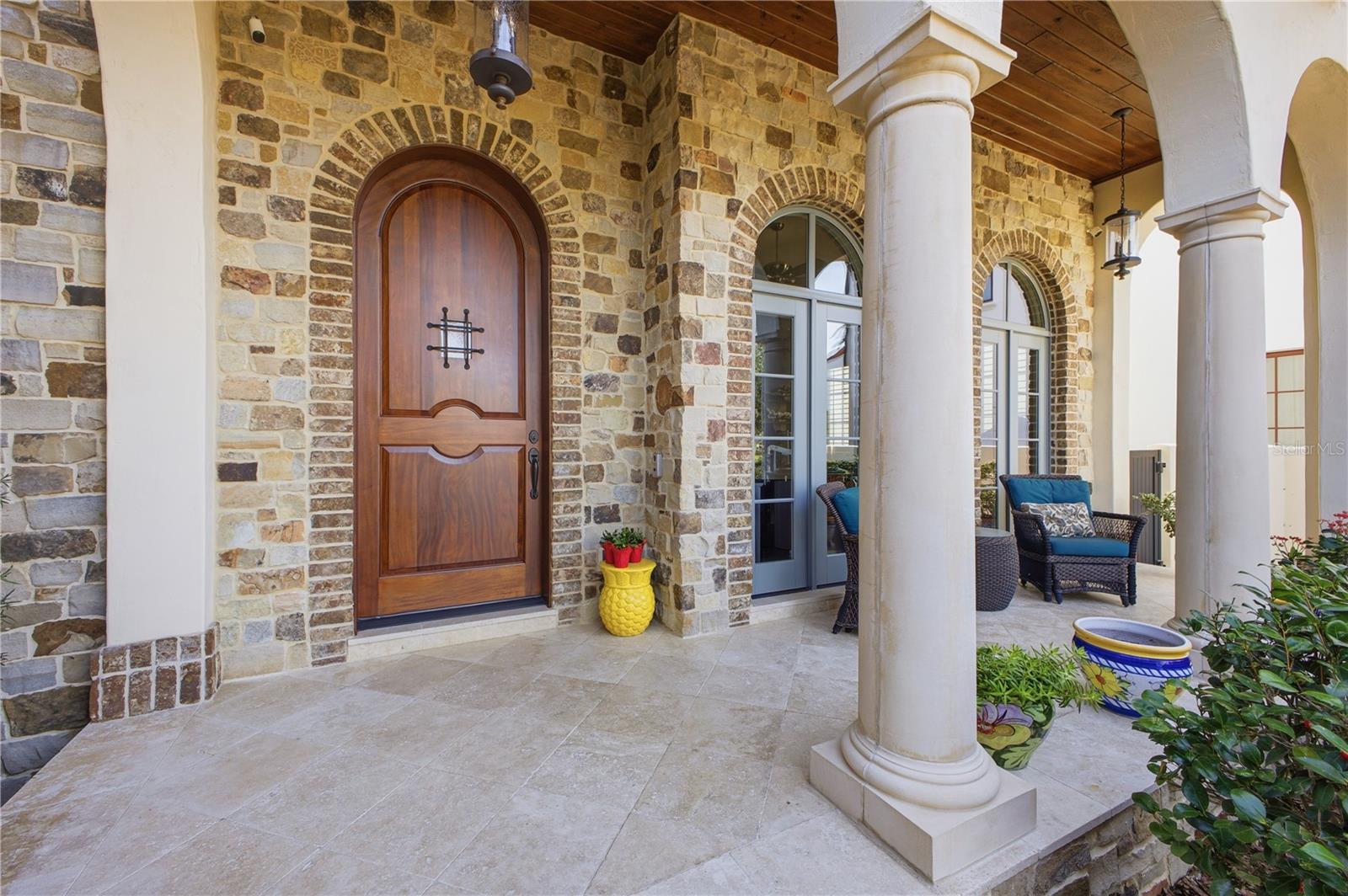 O6373084 Property Photo