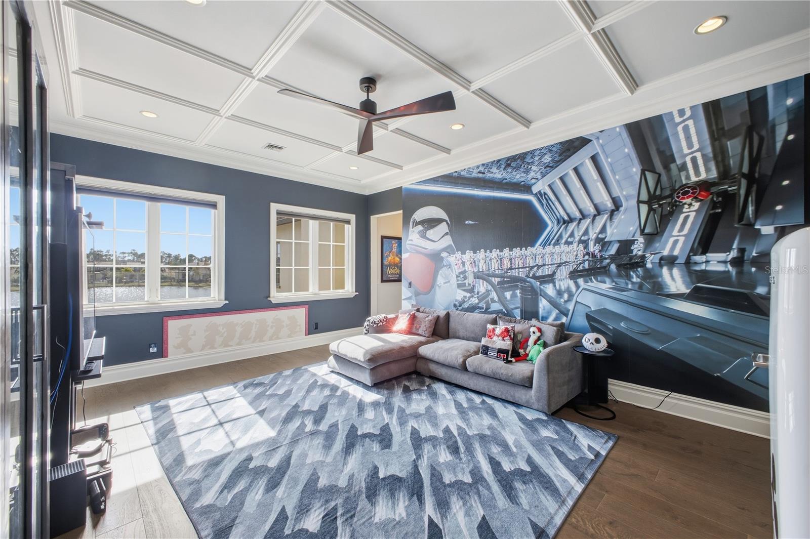 O6373084 Property Photo