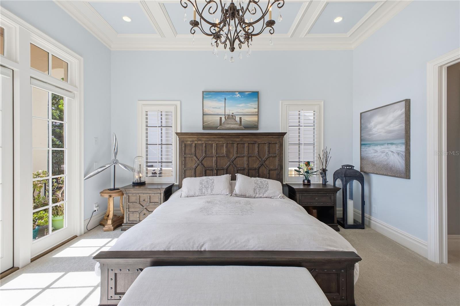 O6373084 Property Photo