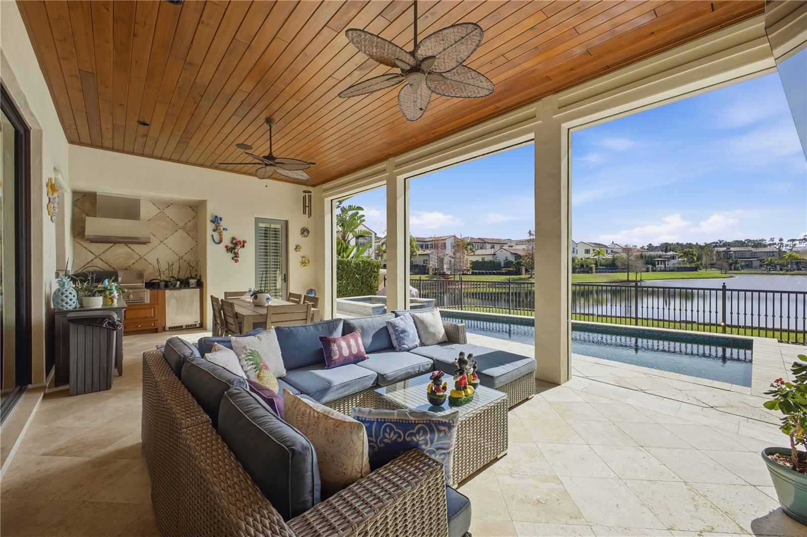 O6373084 Property Photo