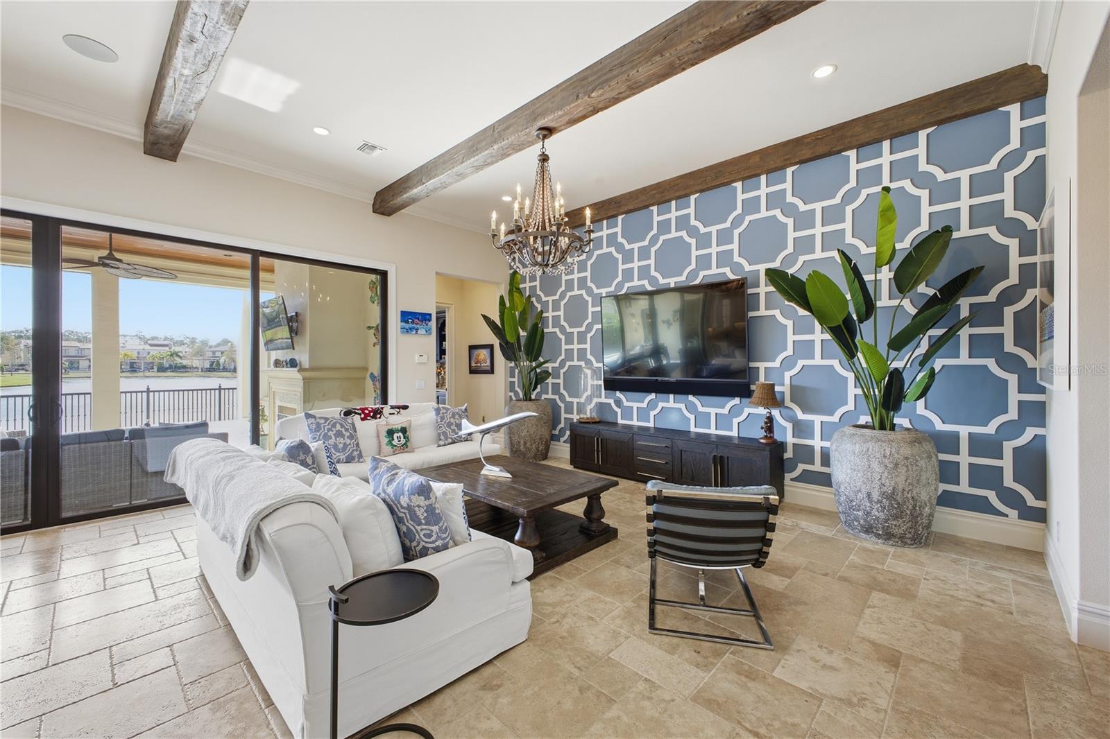 O6373084 Property Photo