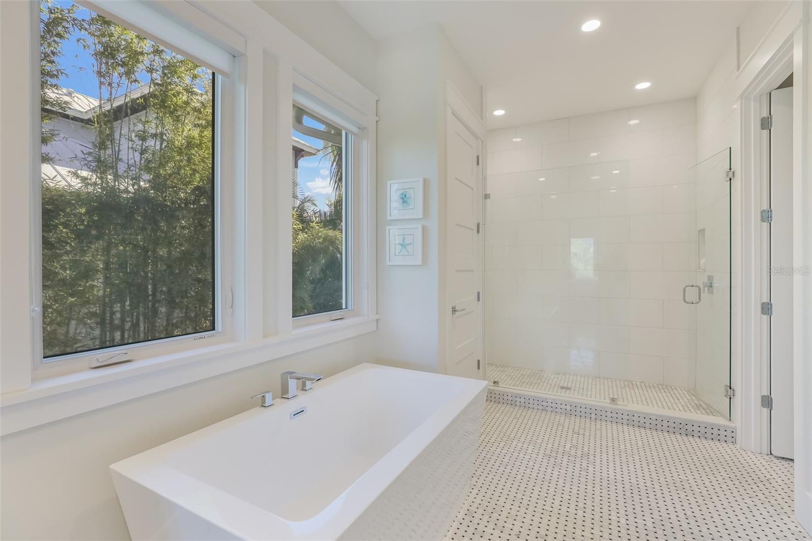 A4677955 Property Photo