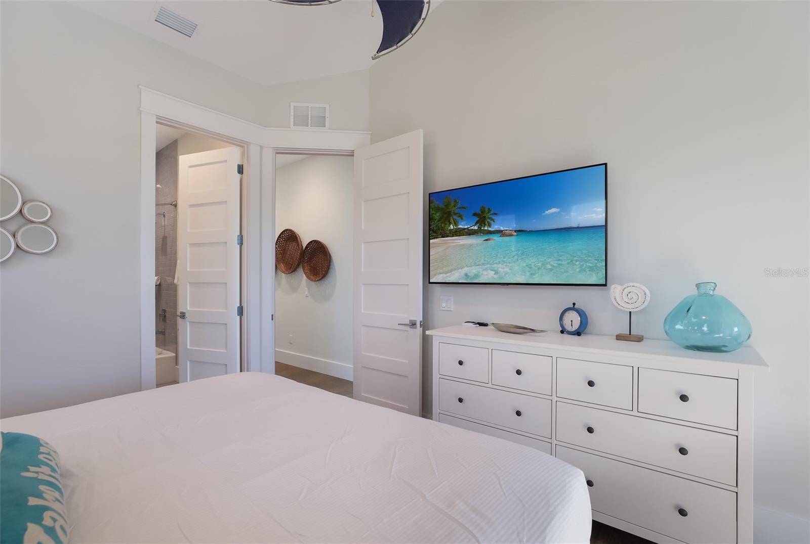 A4677955 Property Photo