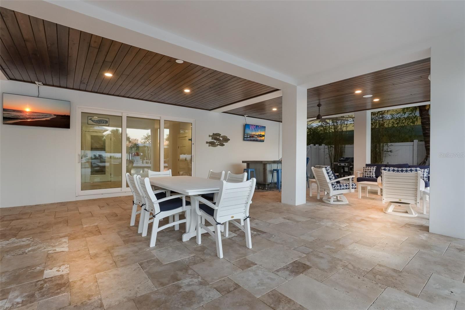 A4677955 Property Photo