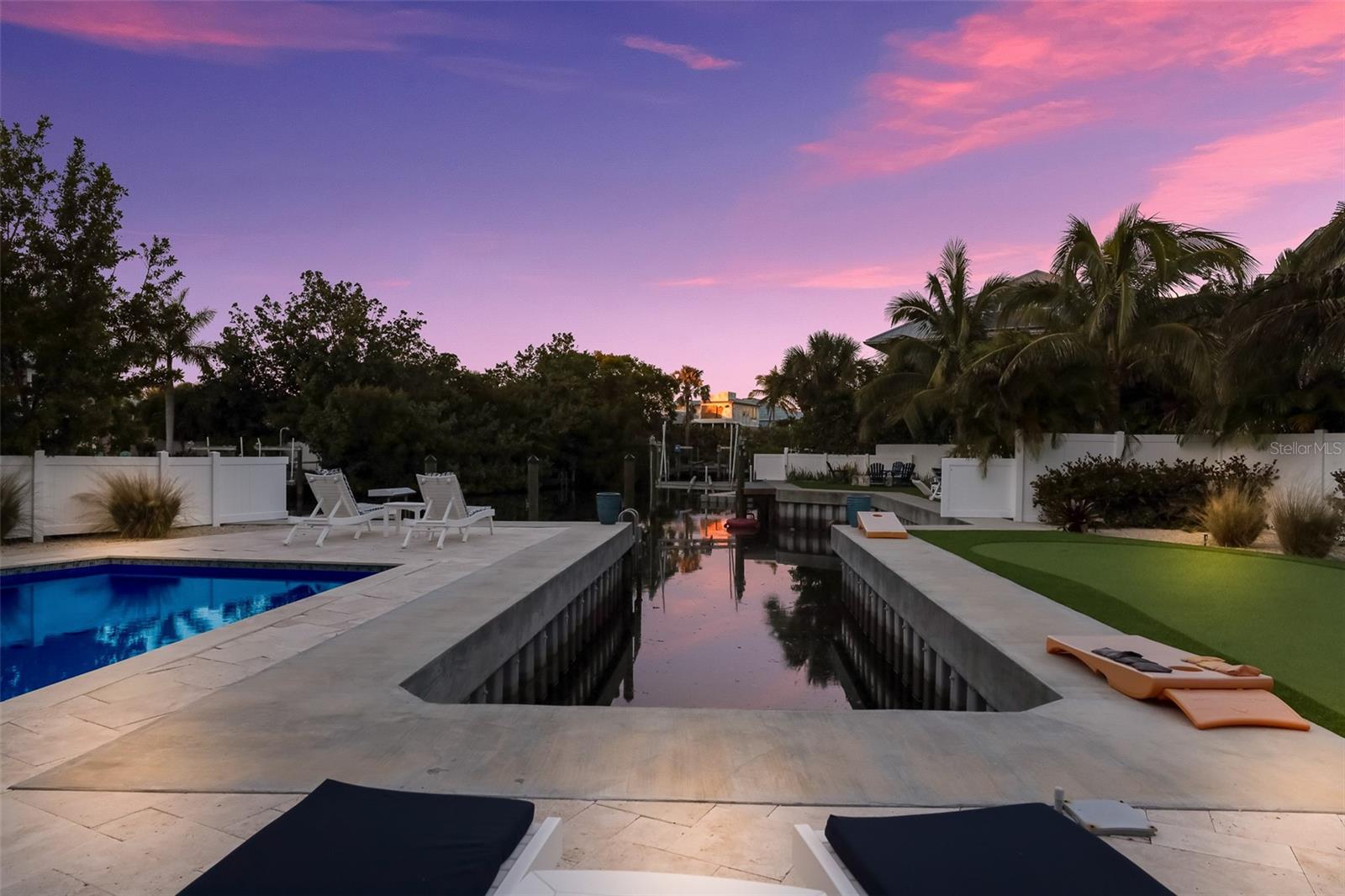 A4677955 Property Photo