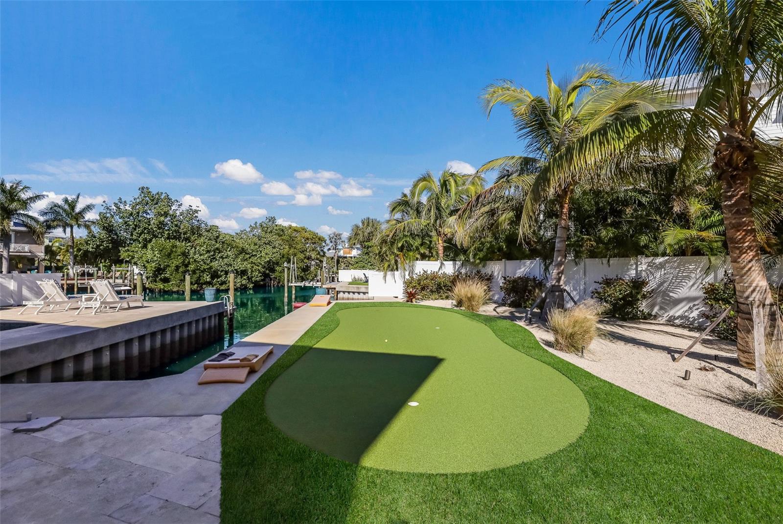 A4677955 Property Photo