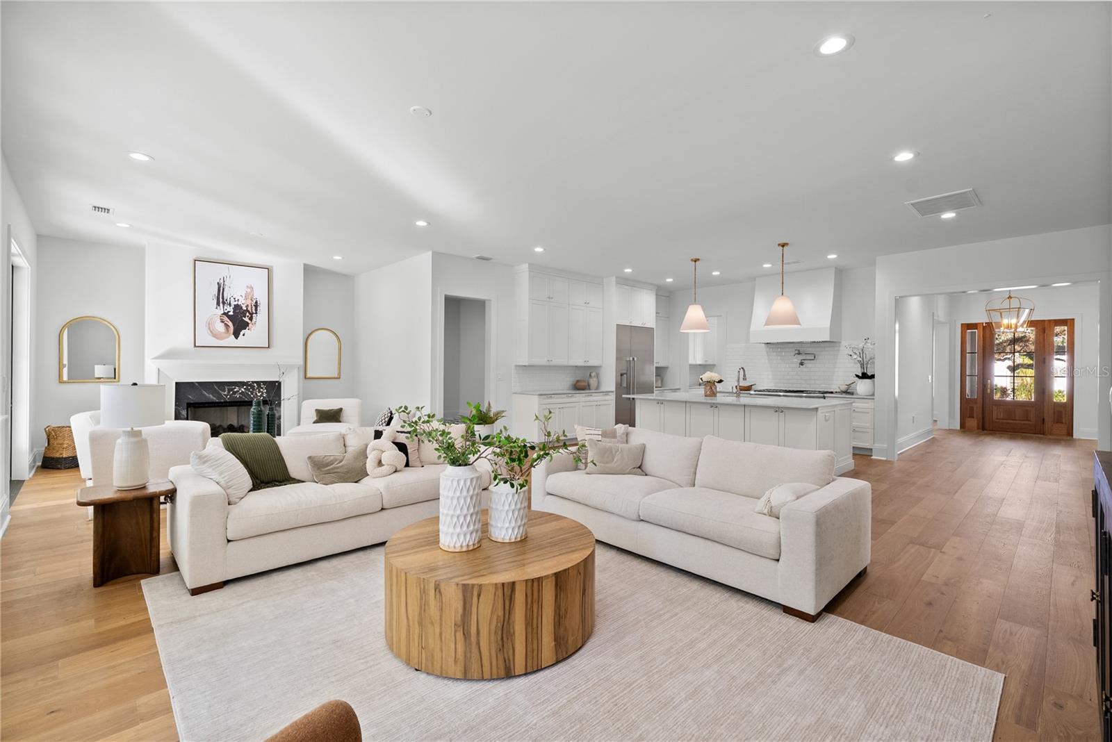 TB8463669 Property Photo