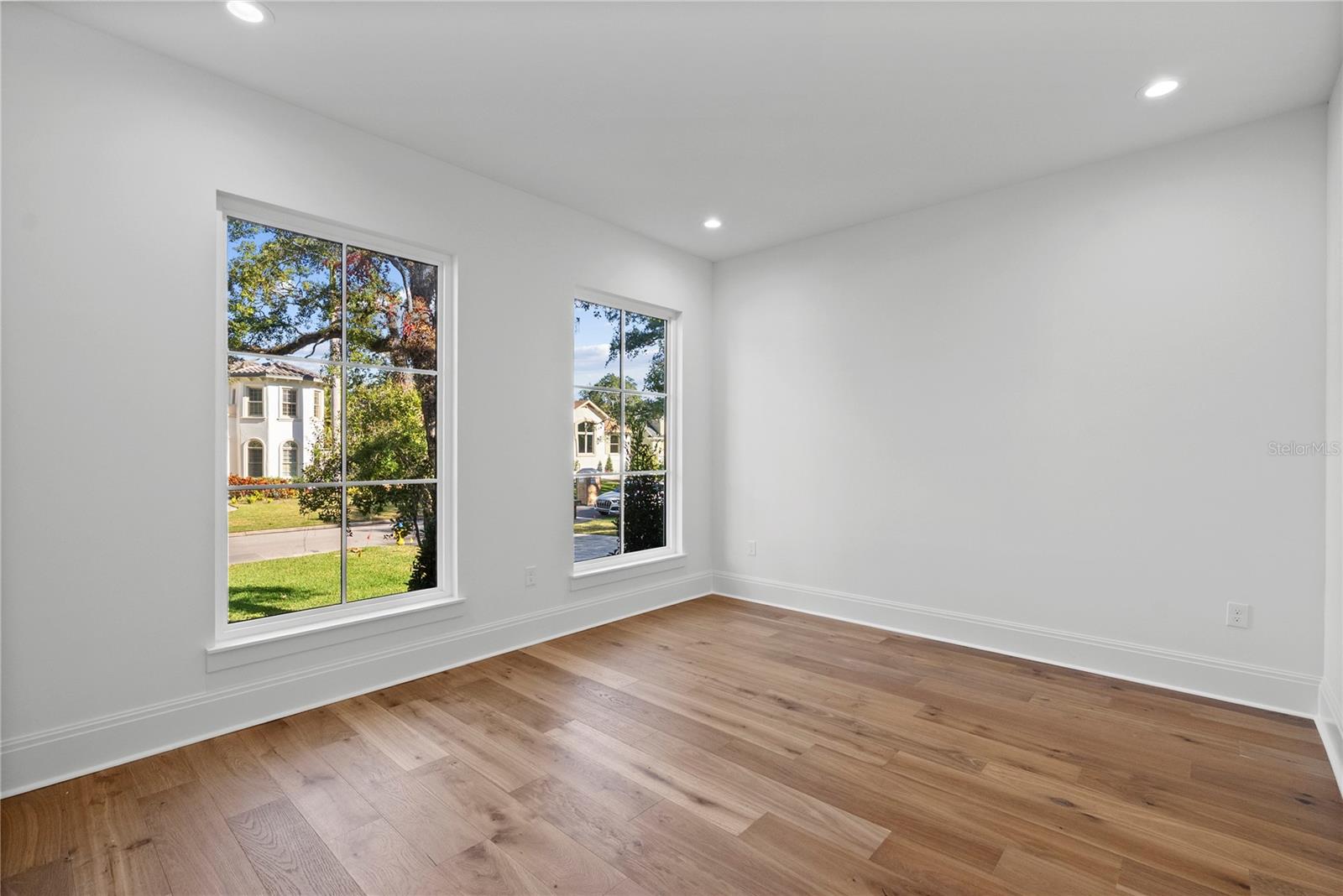 TB8463669 Property Photo