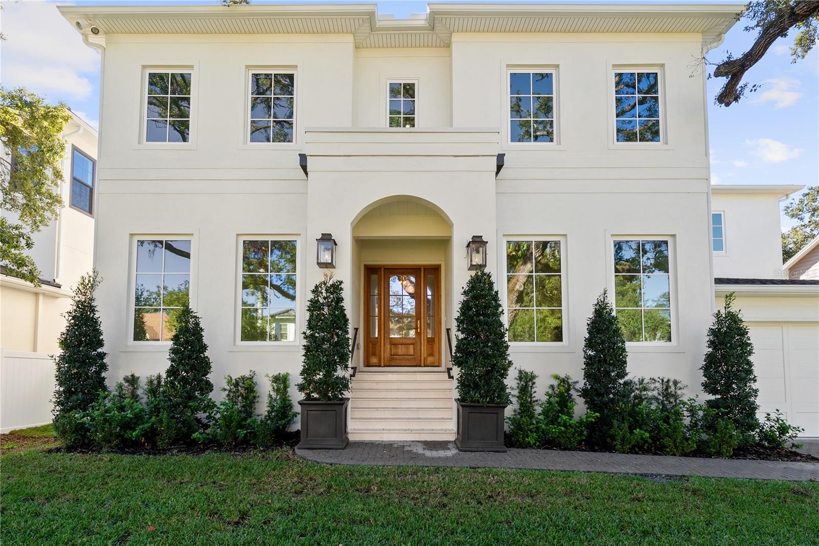 TB8463669 Property Photo