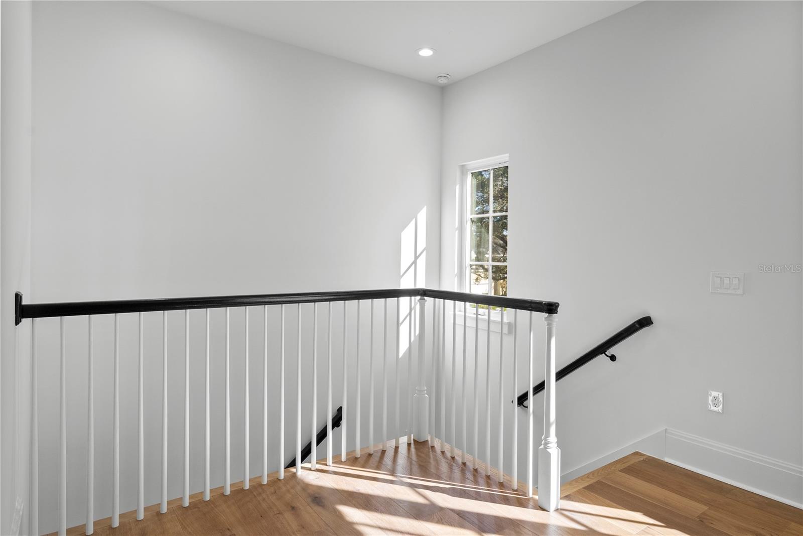 TB8463669 Property Photo