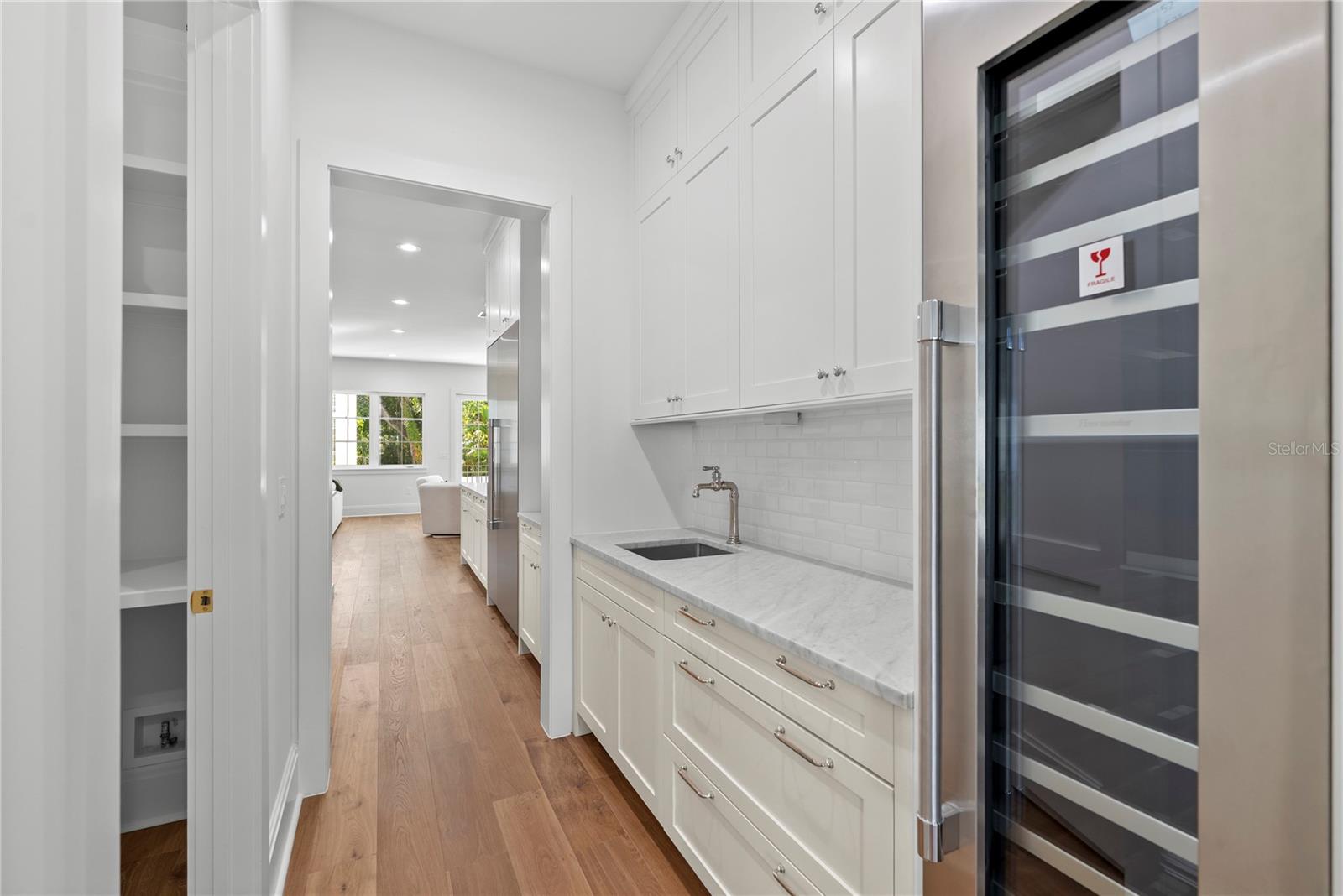 TB8463669 Property Photo