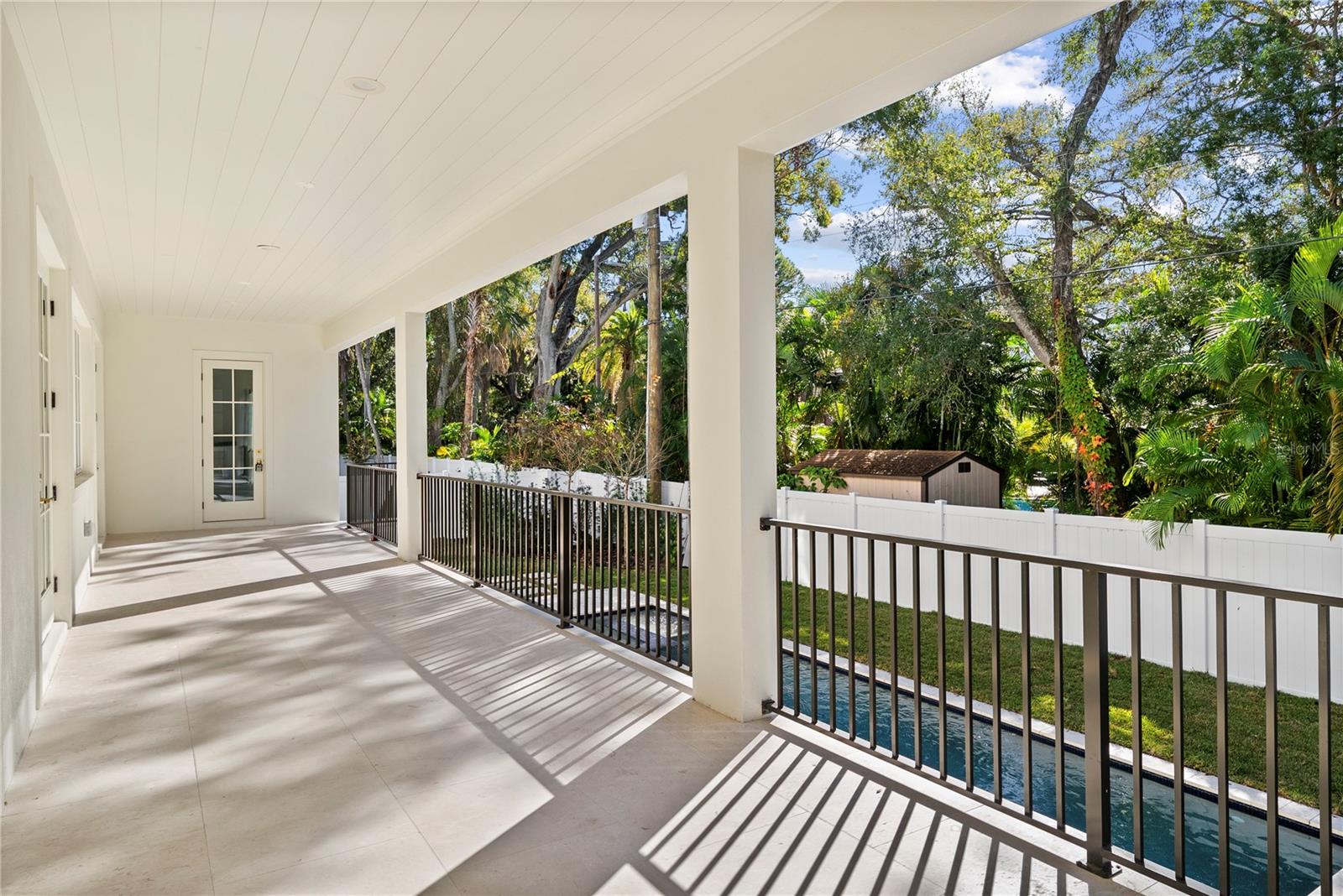 TB8463669 Property Photo