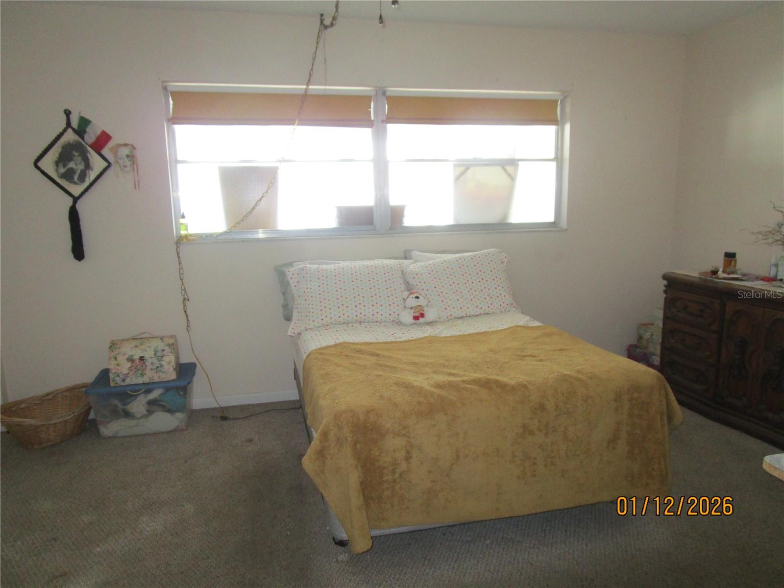 TB8463678 Property Photo