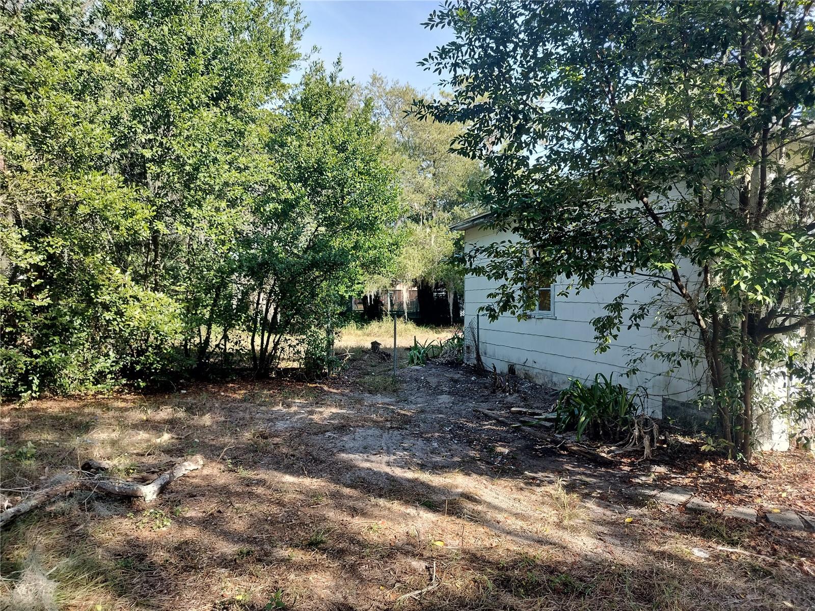 TB8463695 Property Photo