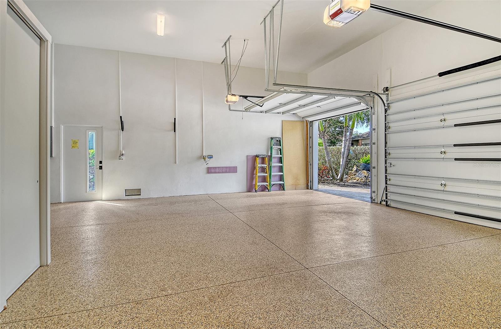 5326 SIESTA COVE DR, SARASOTA, FL, 34242