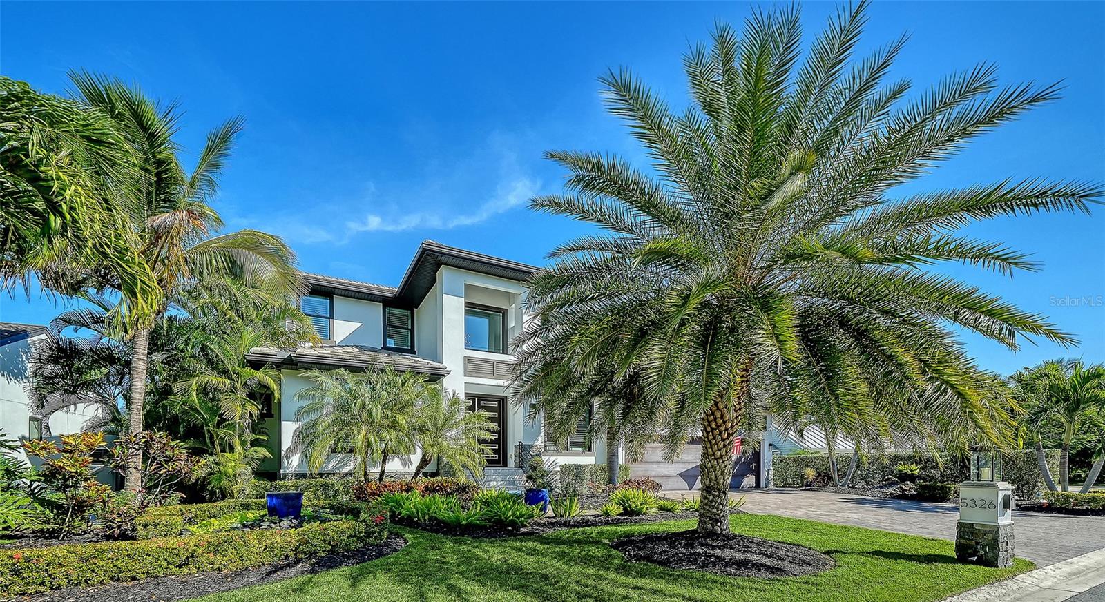 5326 SIESTA COVE DR, SARASOTA, FL, 34242