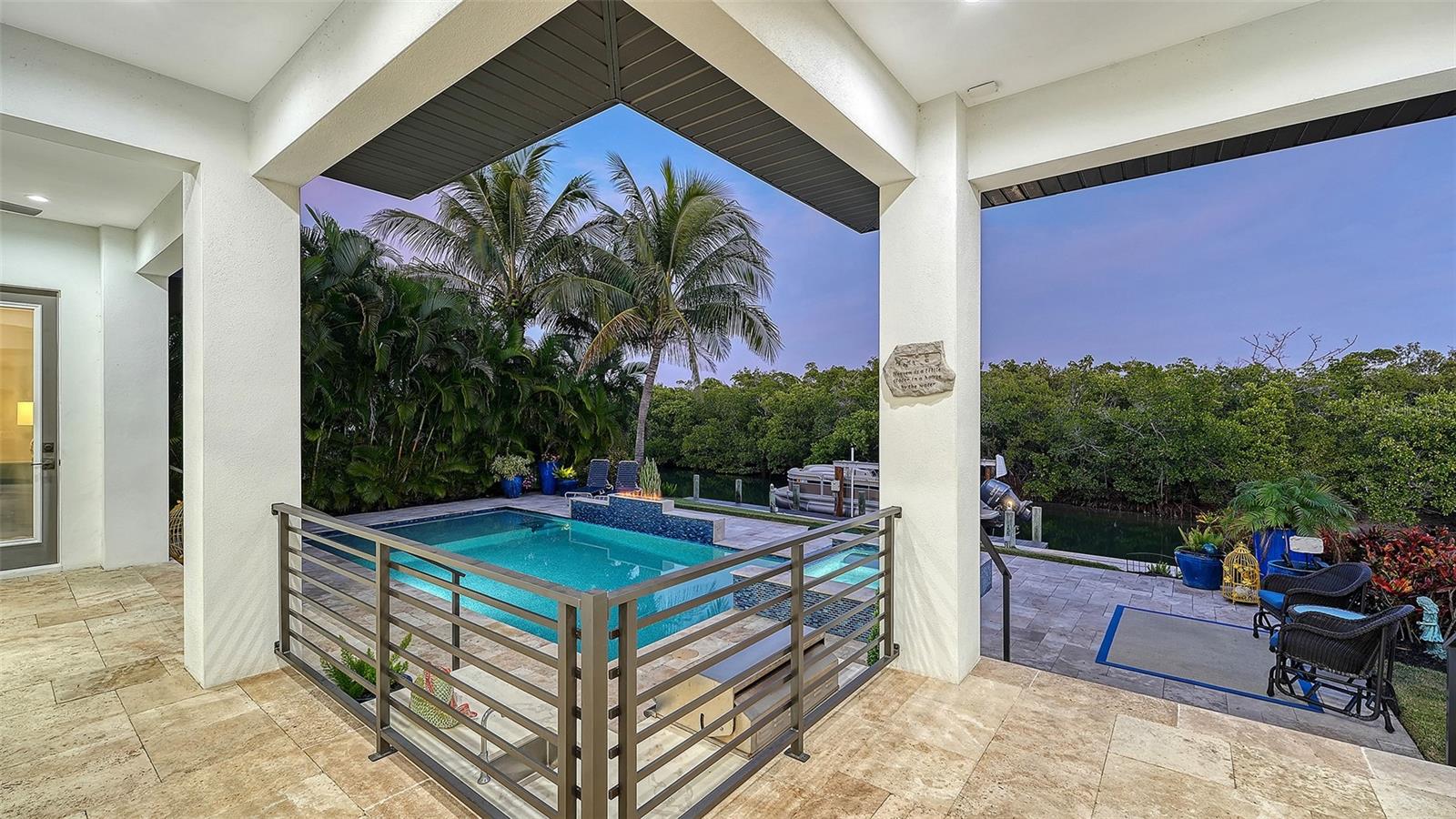 5326 SIESTA COVE DR, SARASOTA, FL, 34242