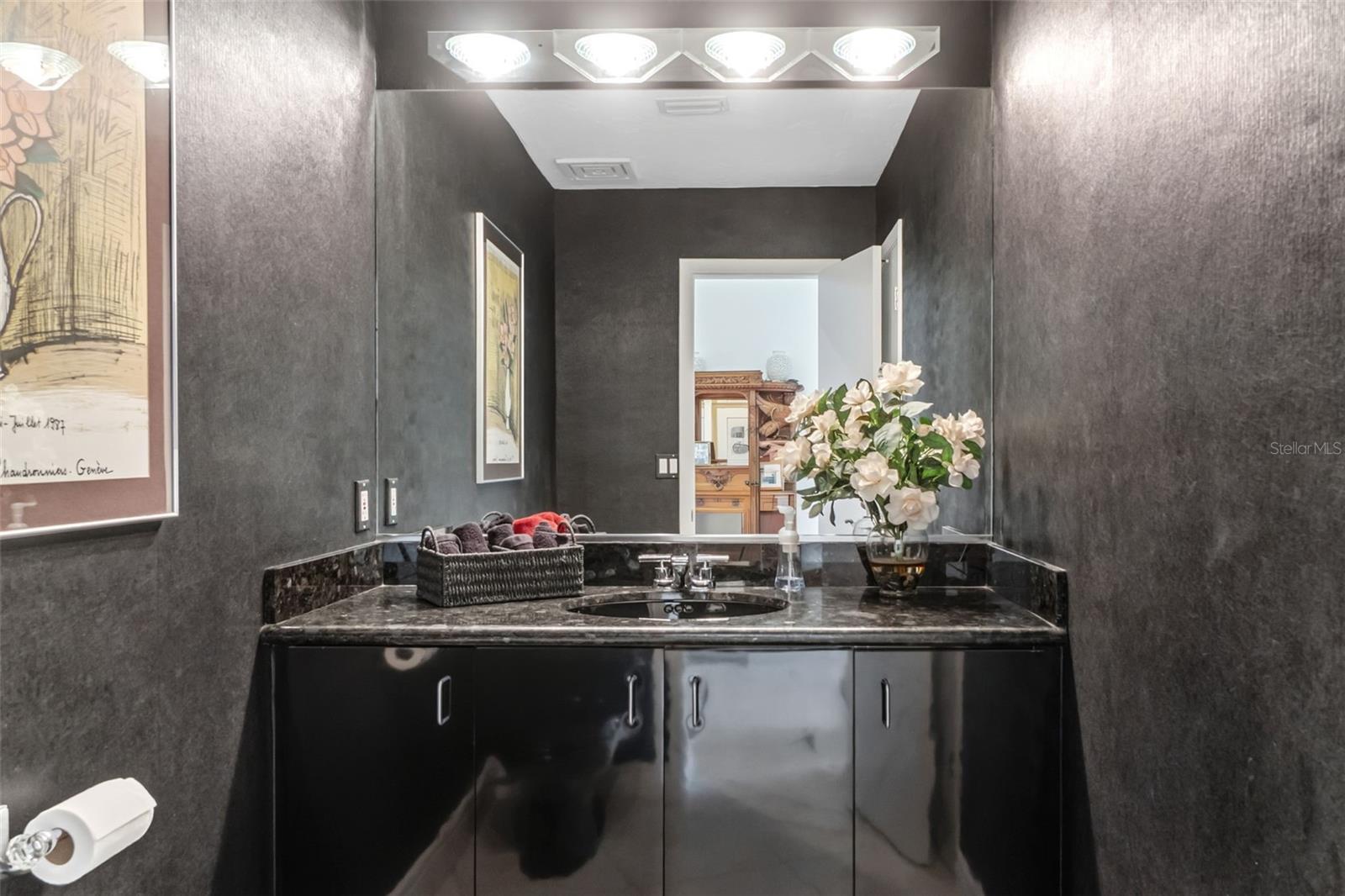 A4677999 Property Photo