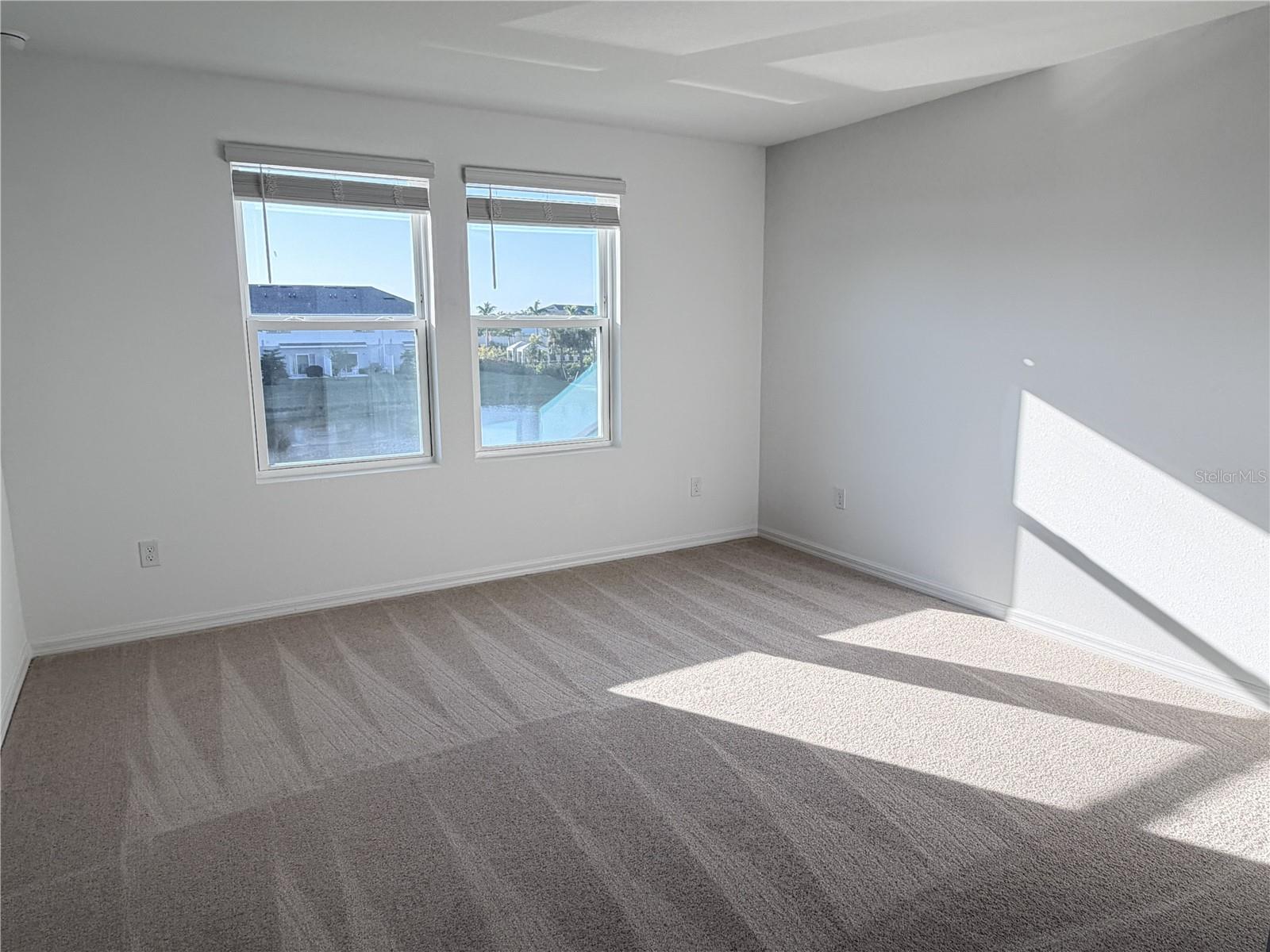 A4678004 Property Photo