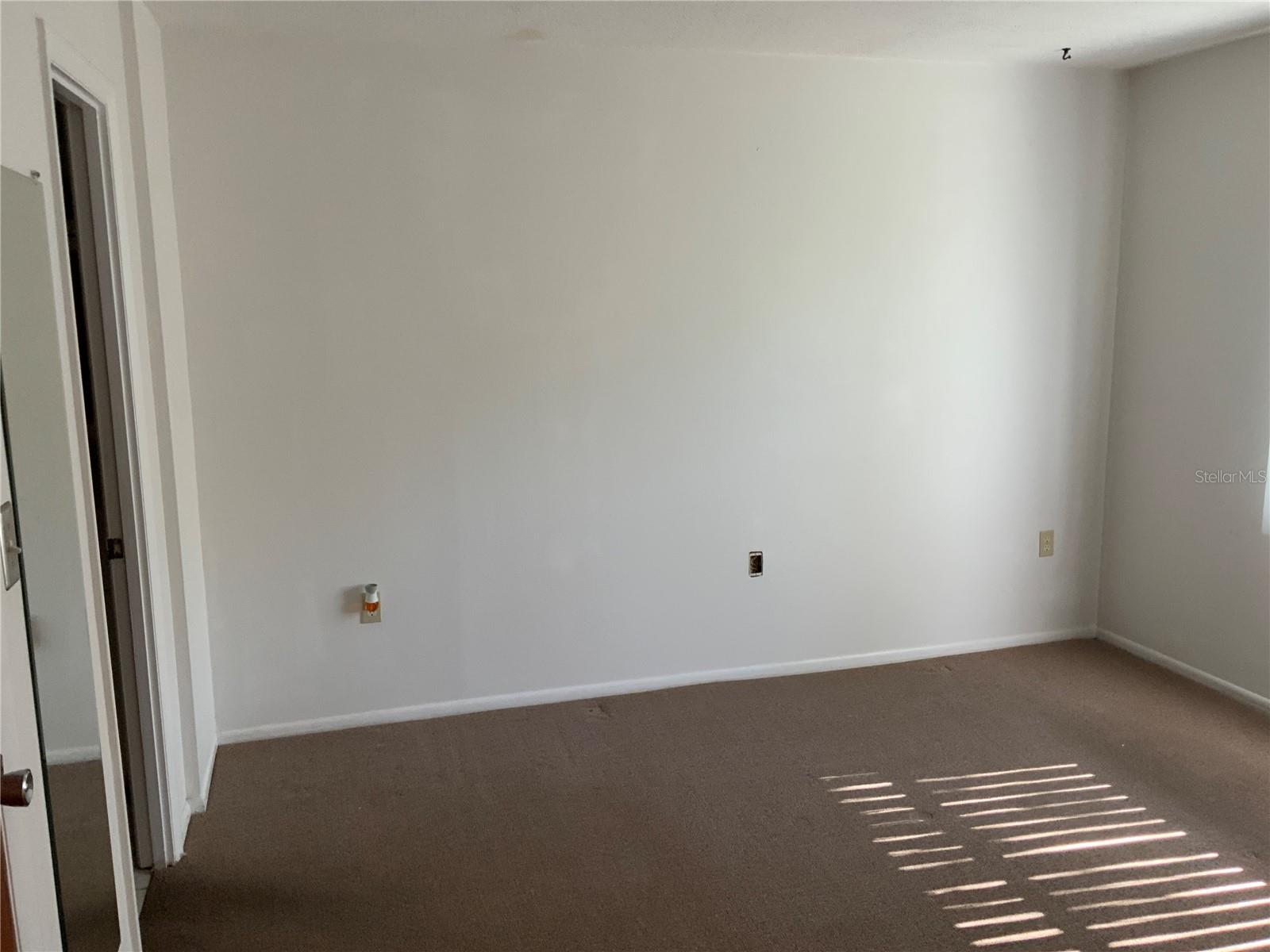 A4678005 Property Photo