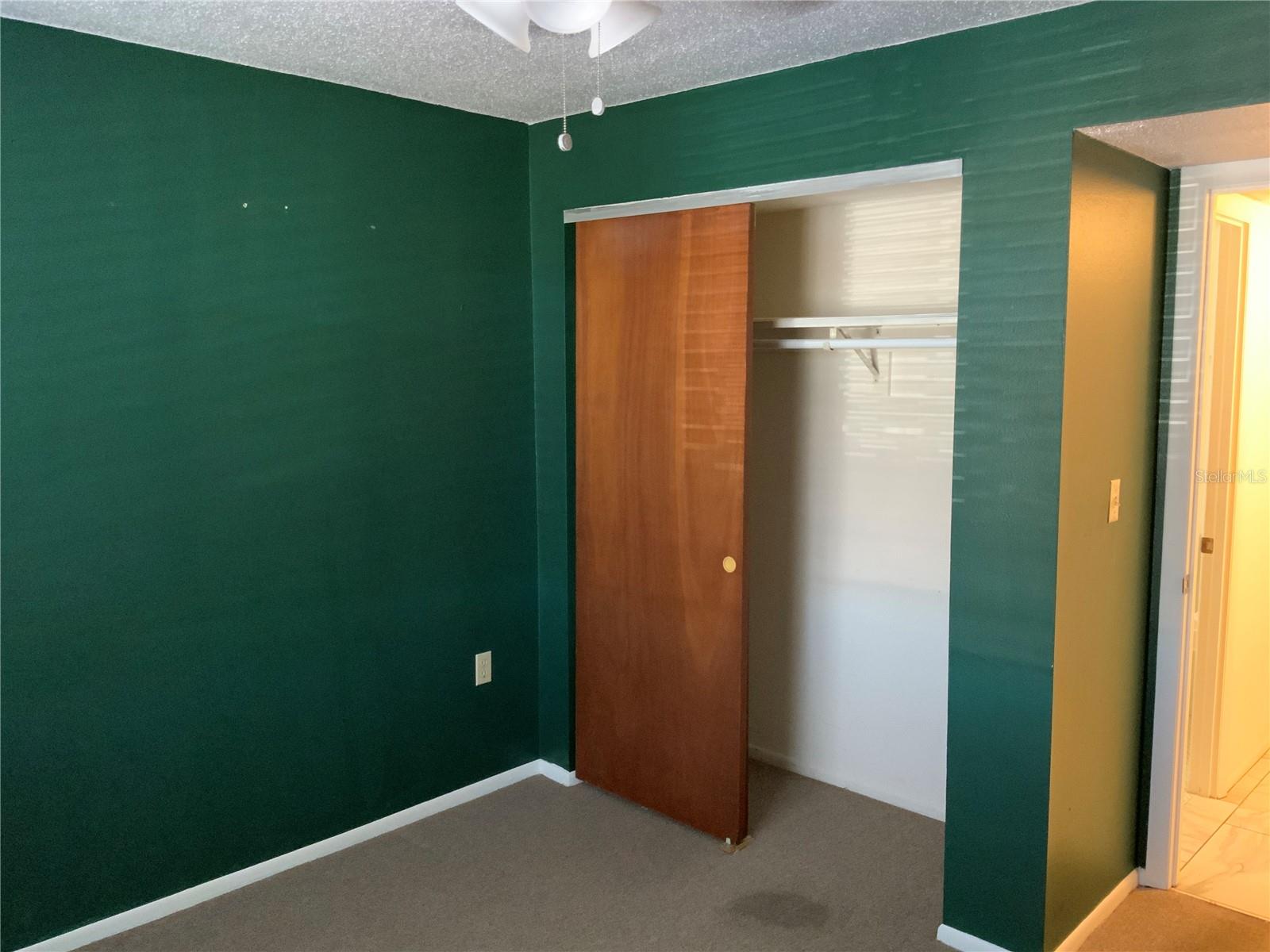 A4678005 Property Photo