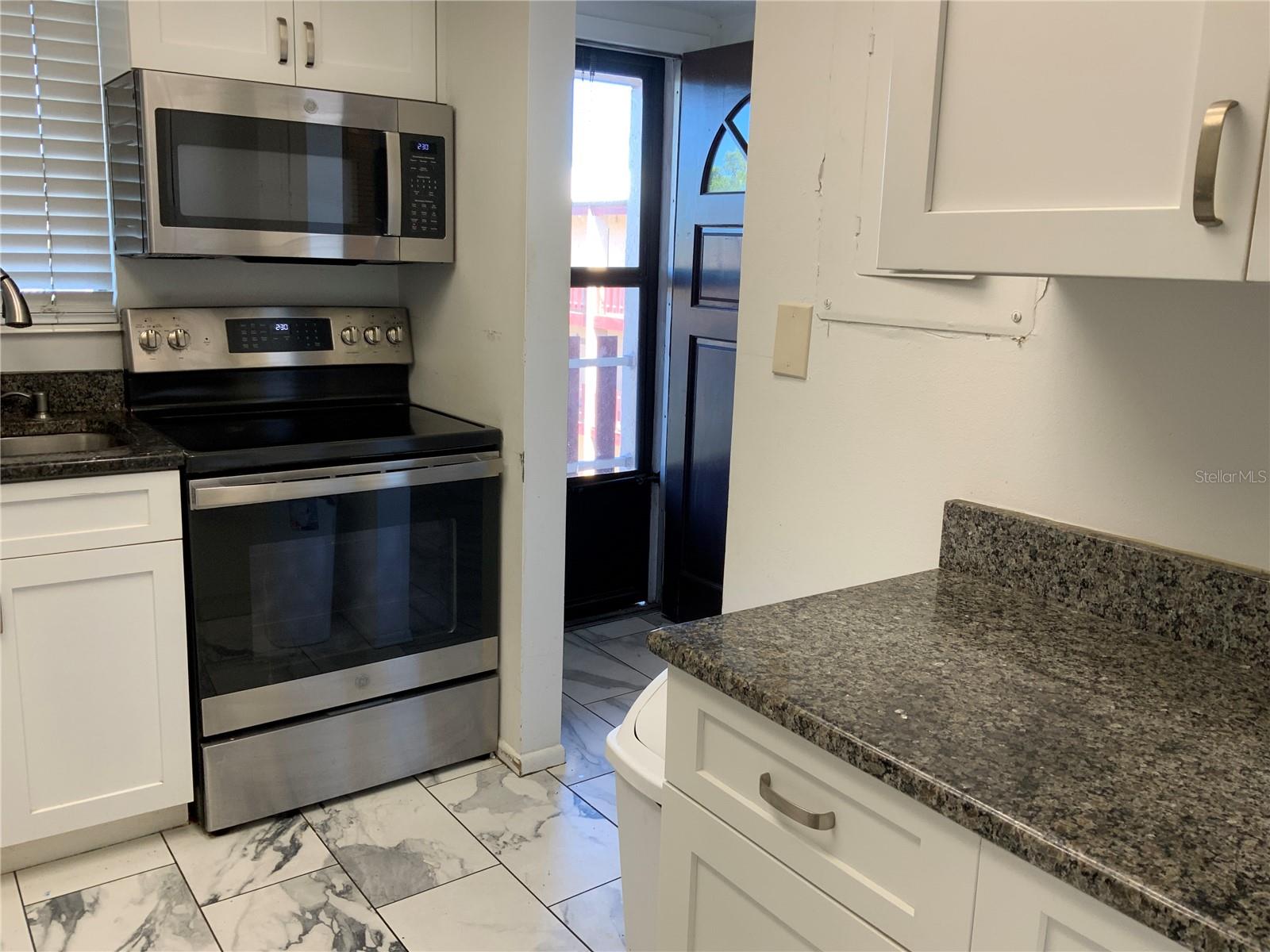 A4678005 Property Photo