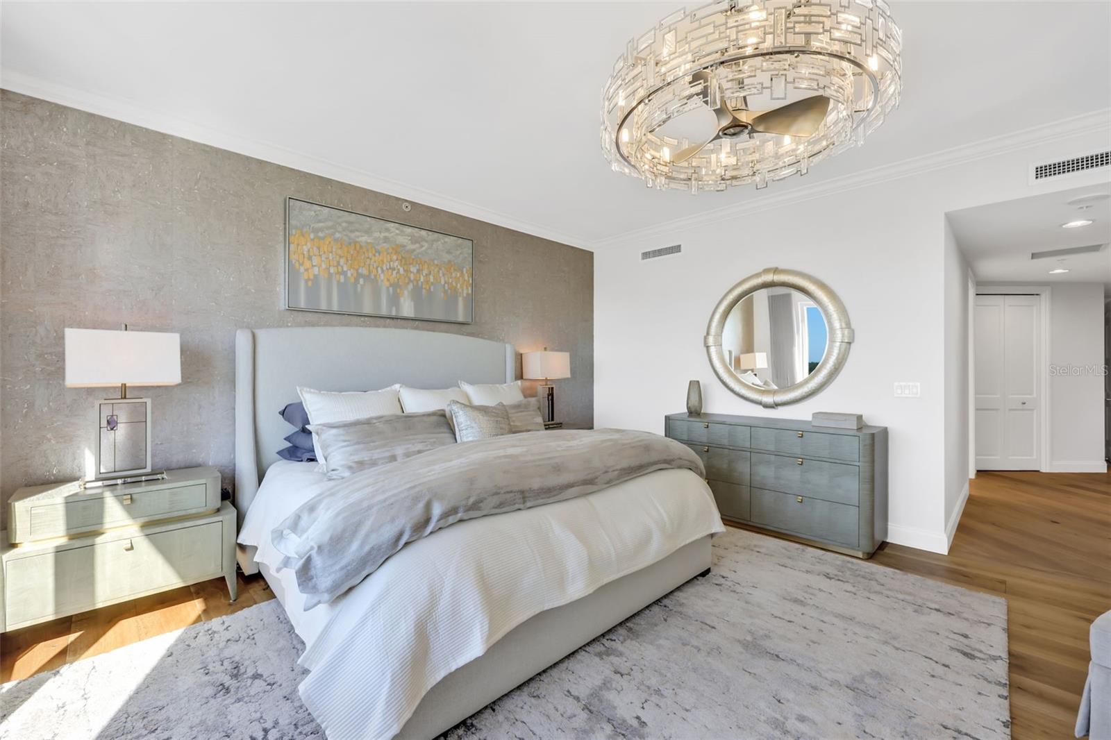 C7520087 Property Photo