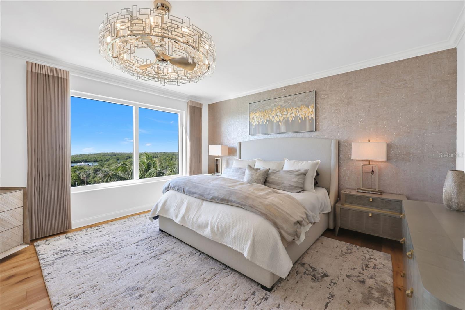 C7520087 Property Photo