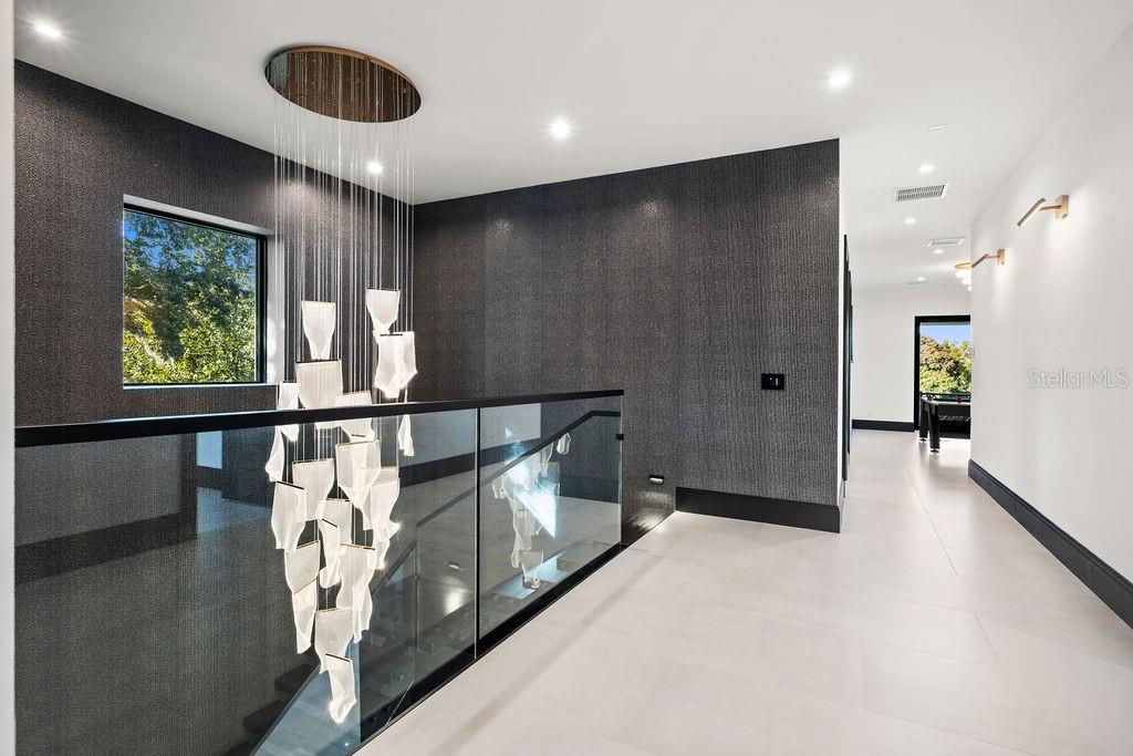 O6373191 Property Photo