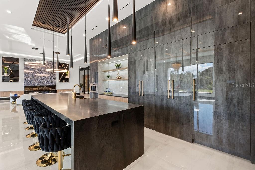 O6373191 Property Photo