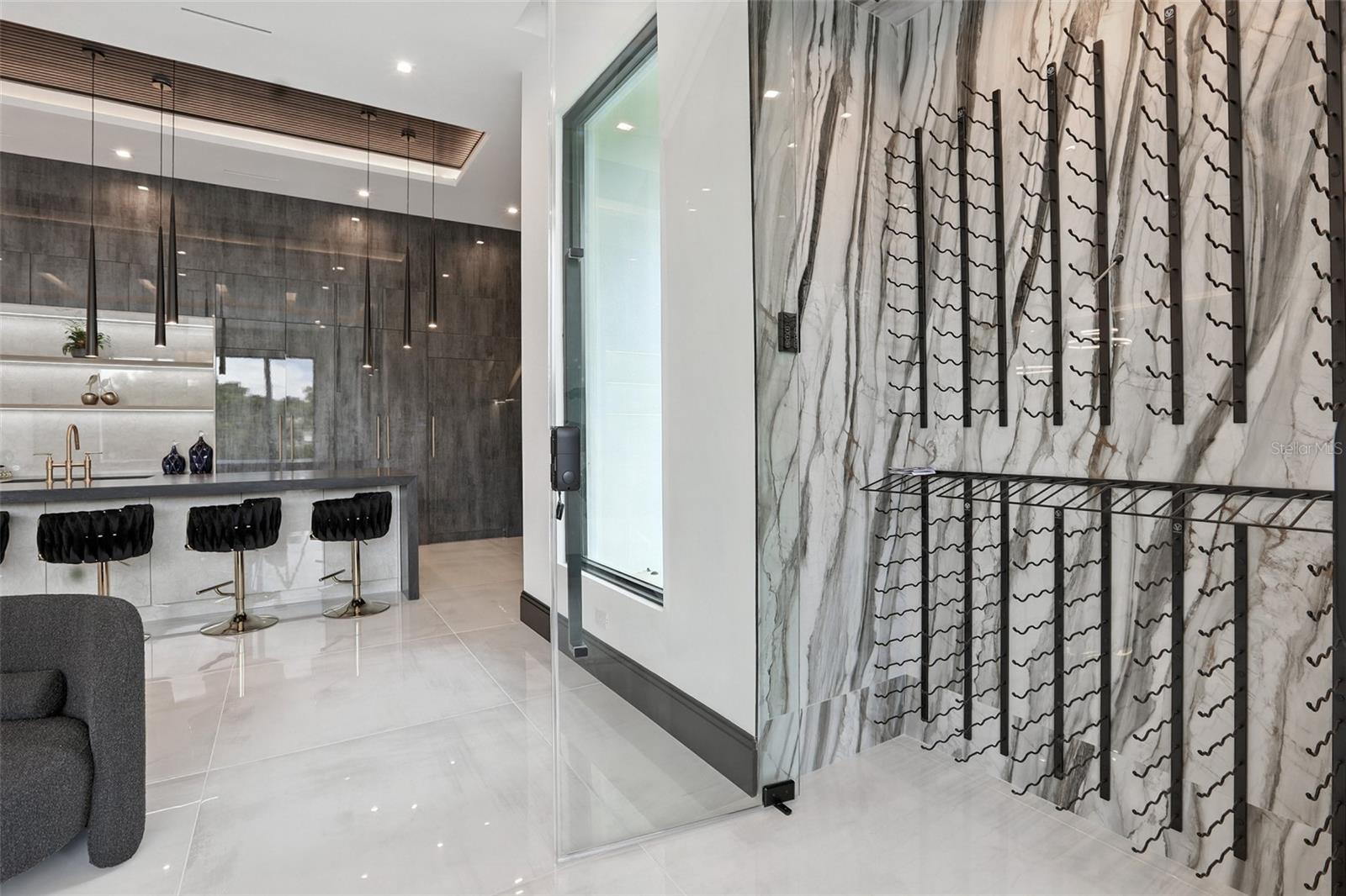 O6373191 Property Photo