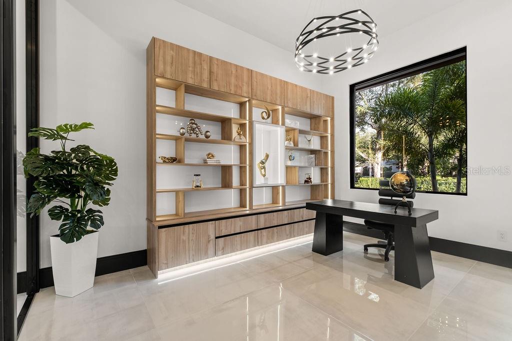 O6373191 Property Photo