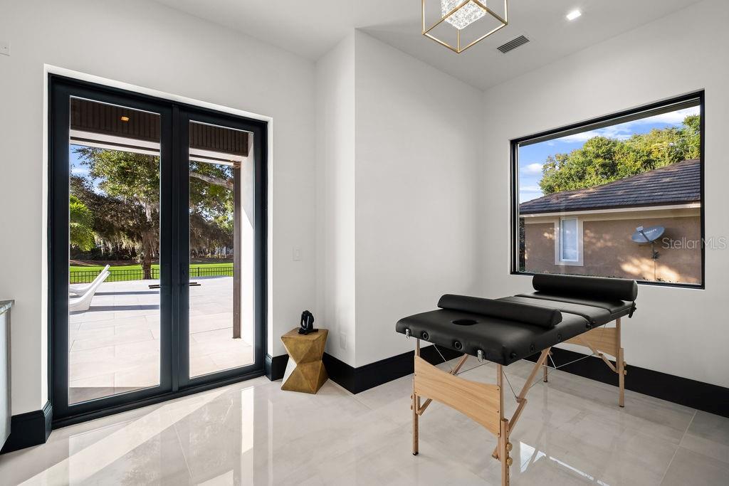 O6373191 Property Photo