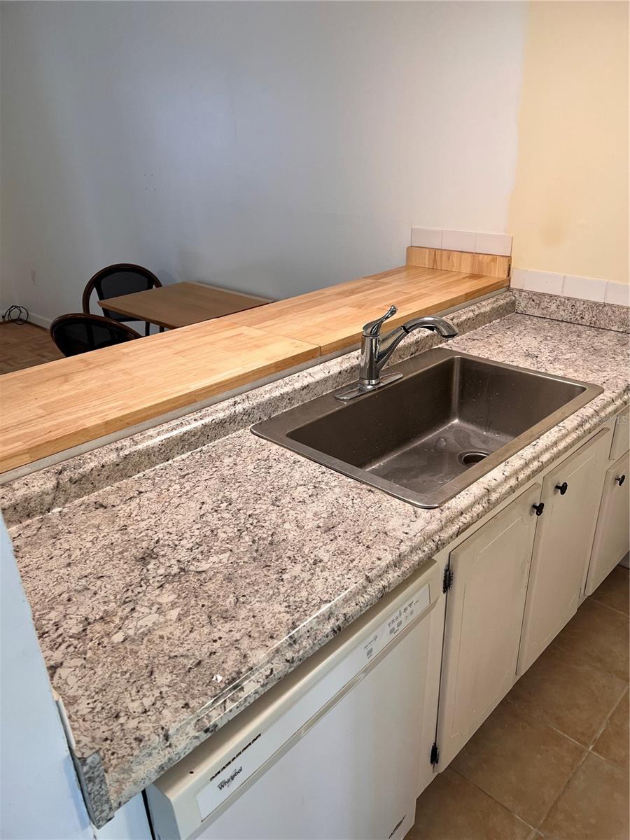 TB8463858 Property Photo