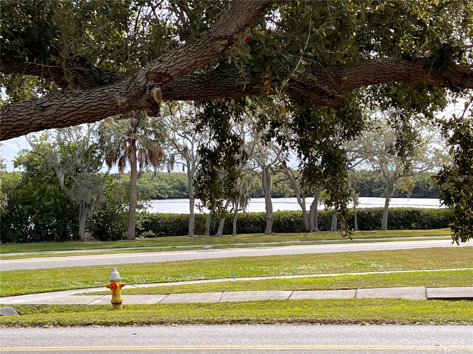 TB8463858 Property Photo