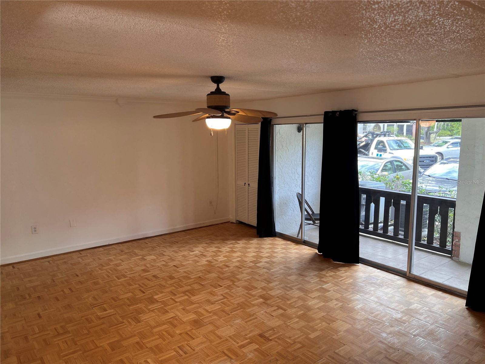 TB8463858 Property Photo