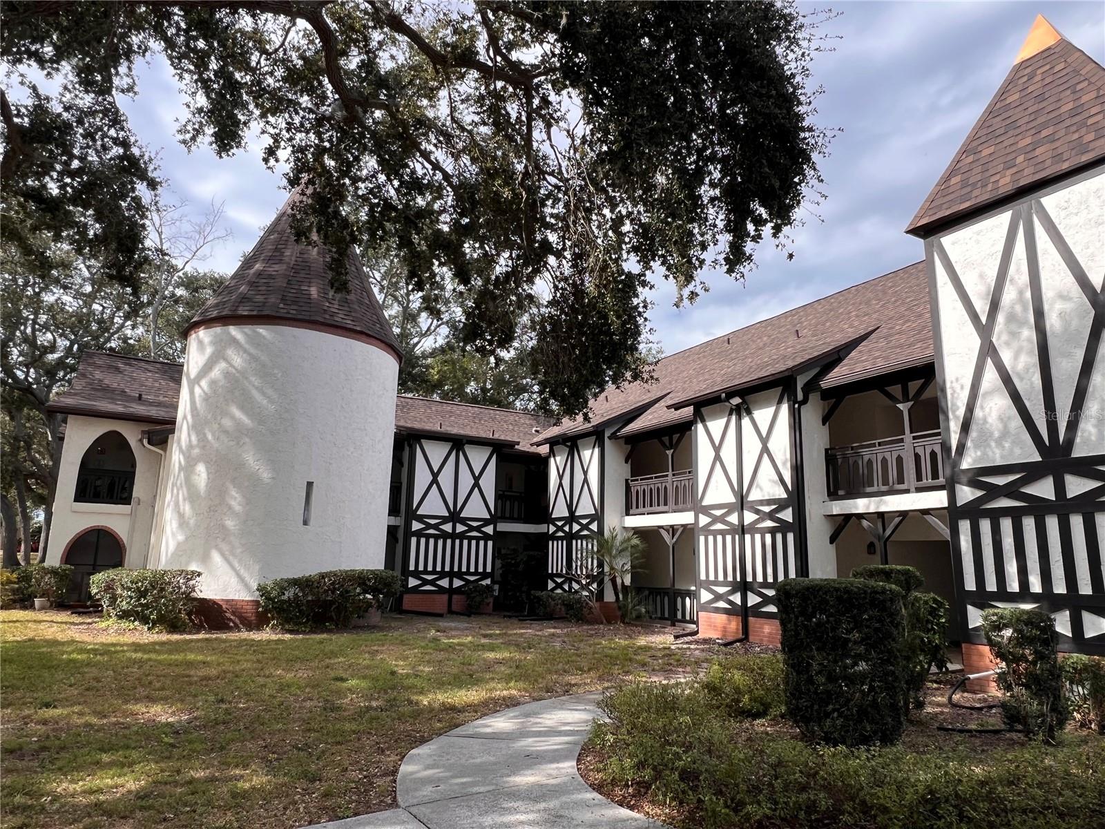 TB8463858 Property Photo