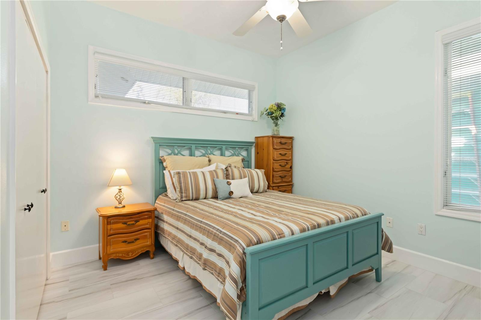 A4678042 Property Photo