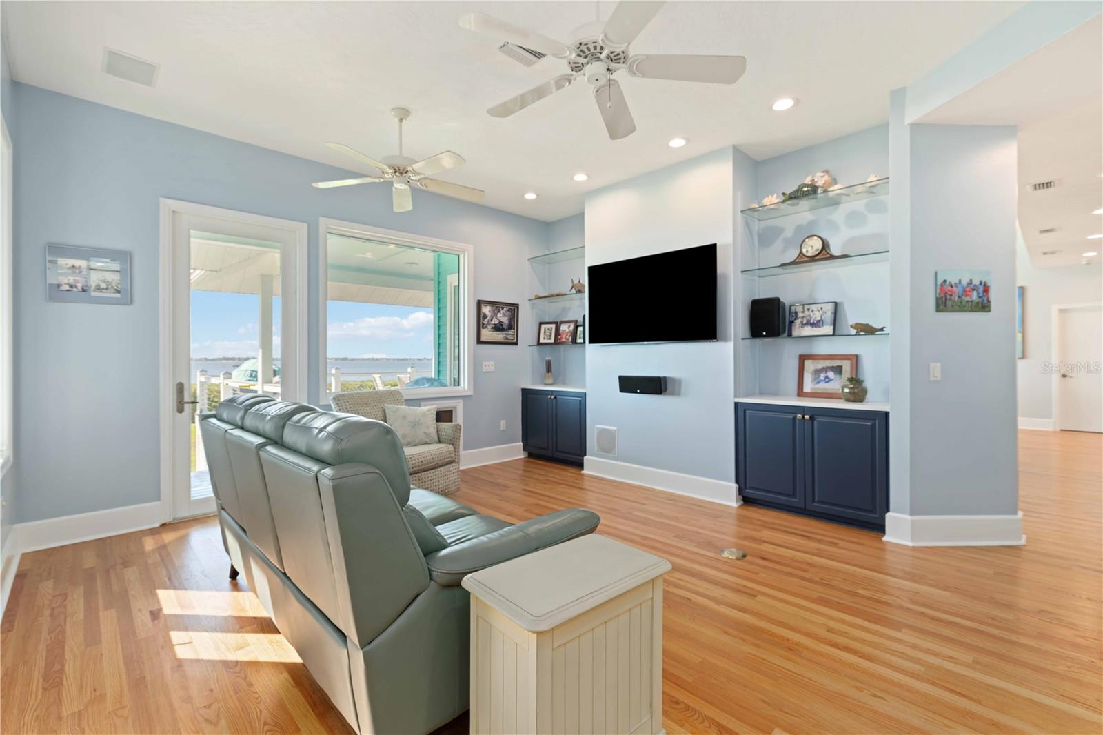 A4678042 Property Photo