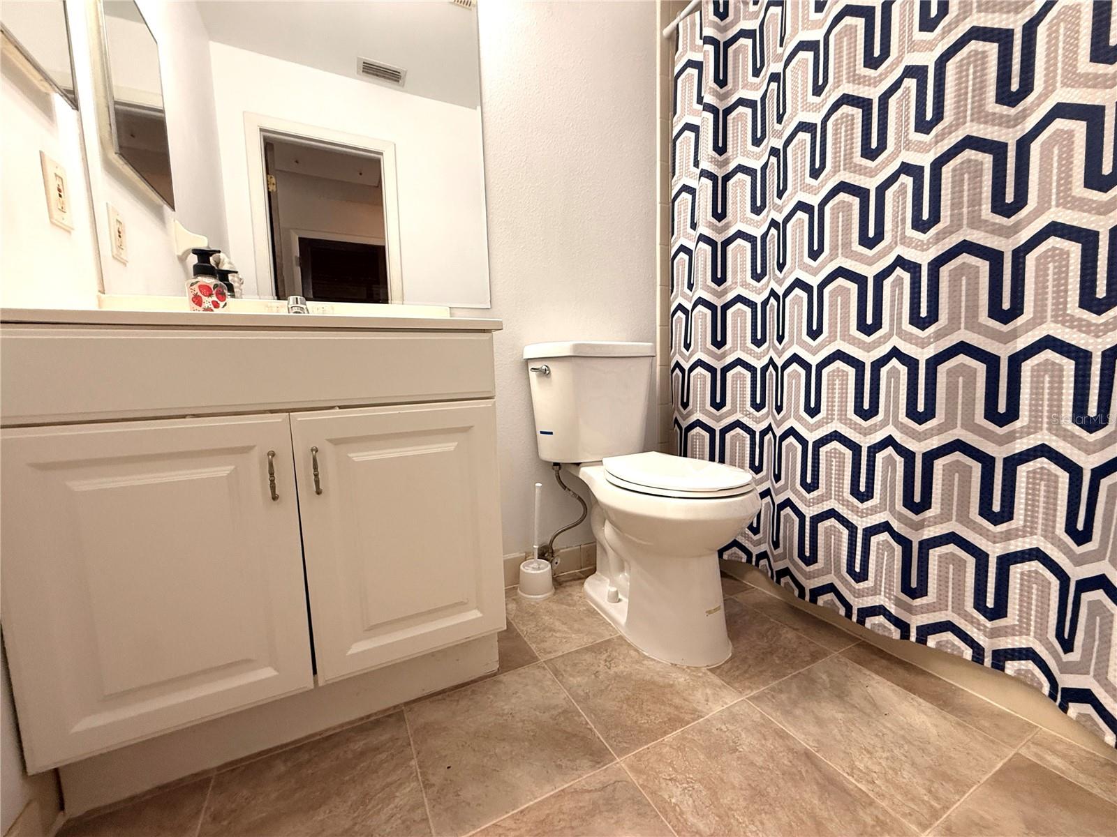 W7882034 Property Photo