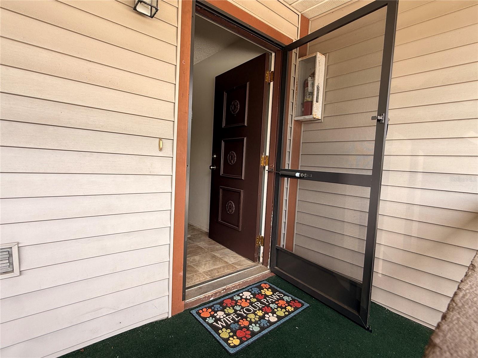 W7882034 Property Photo