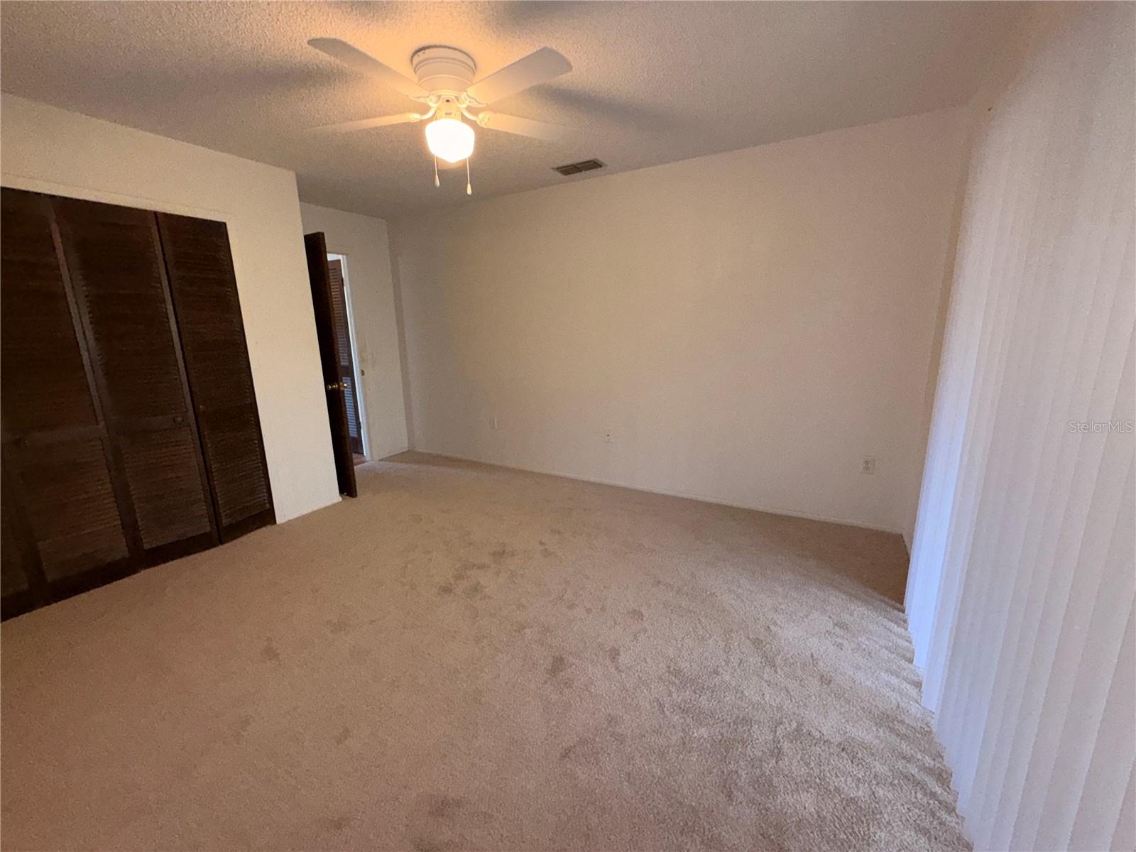 W7882034 Property Photo