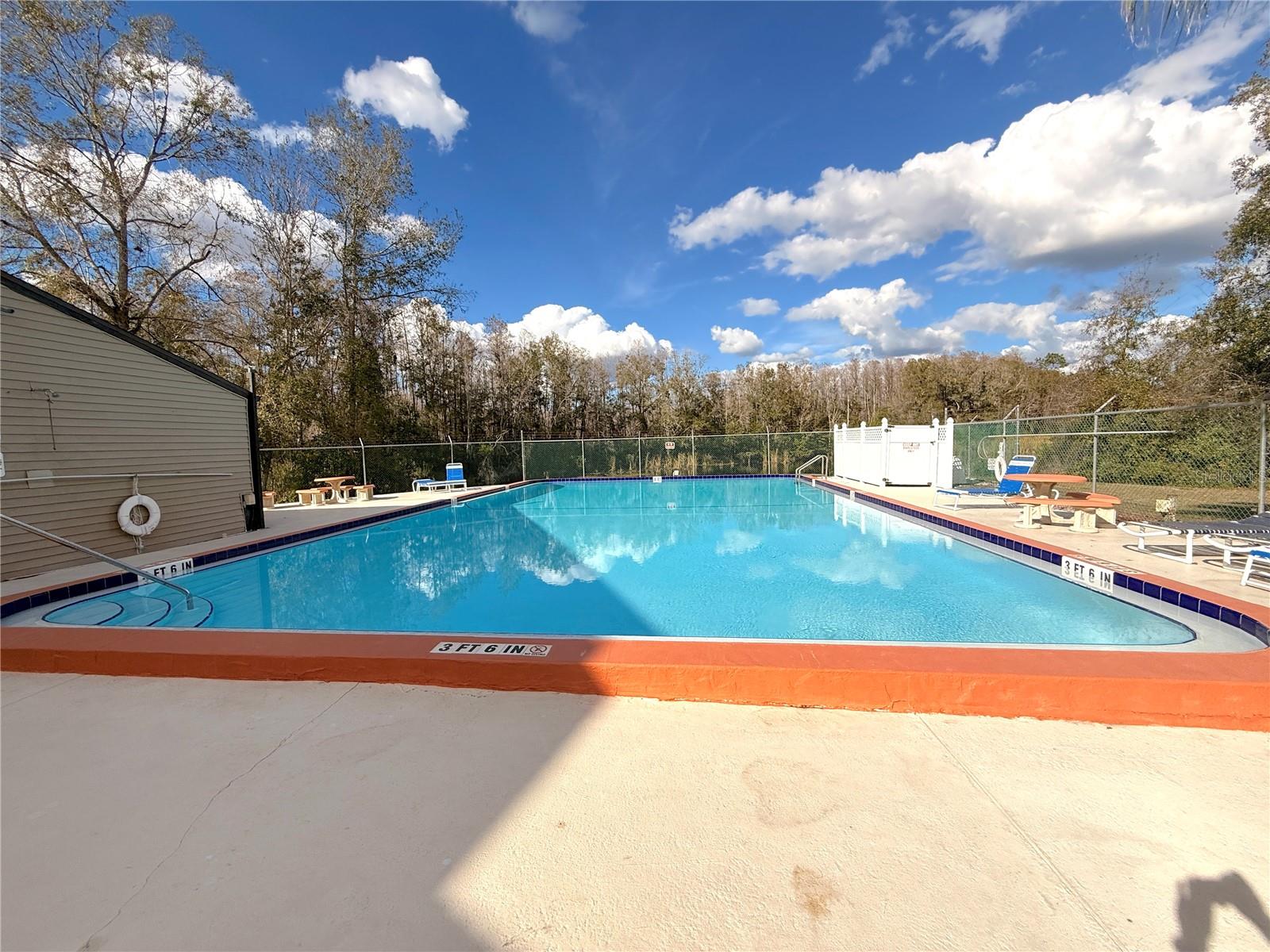 W7882034 Property Photo