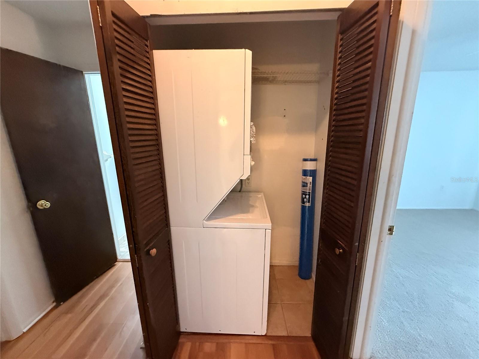 W7882034 Property Photo