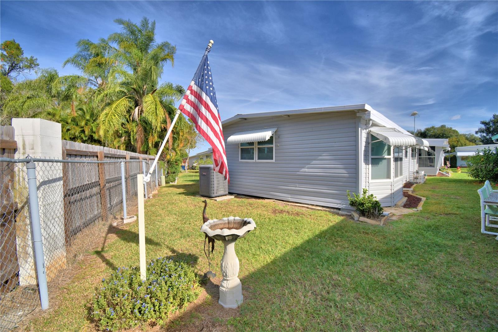 P4937515 Property Photo