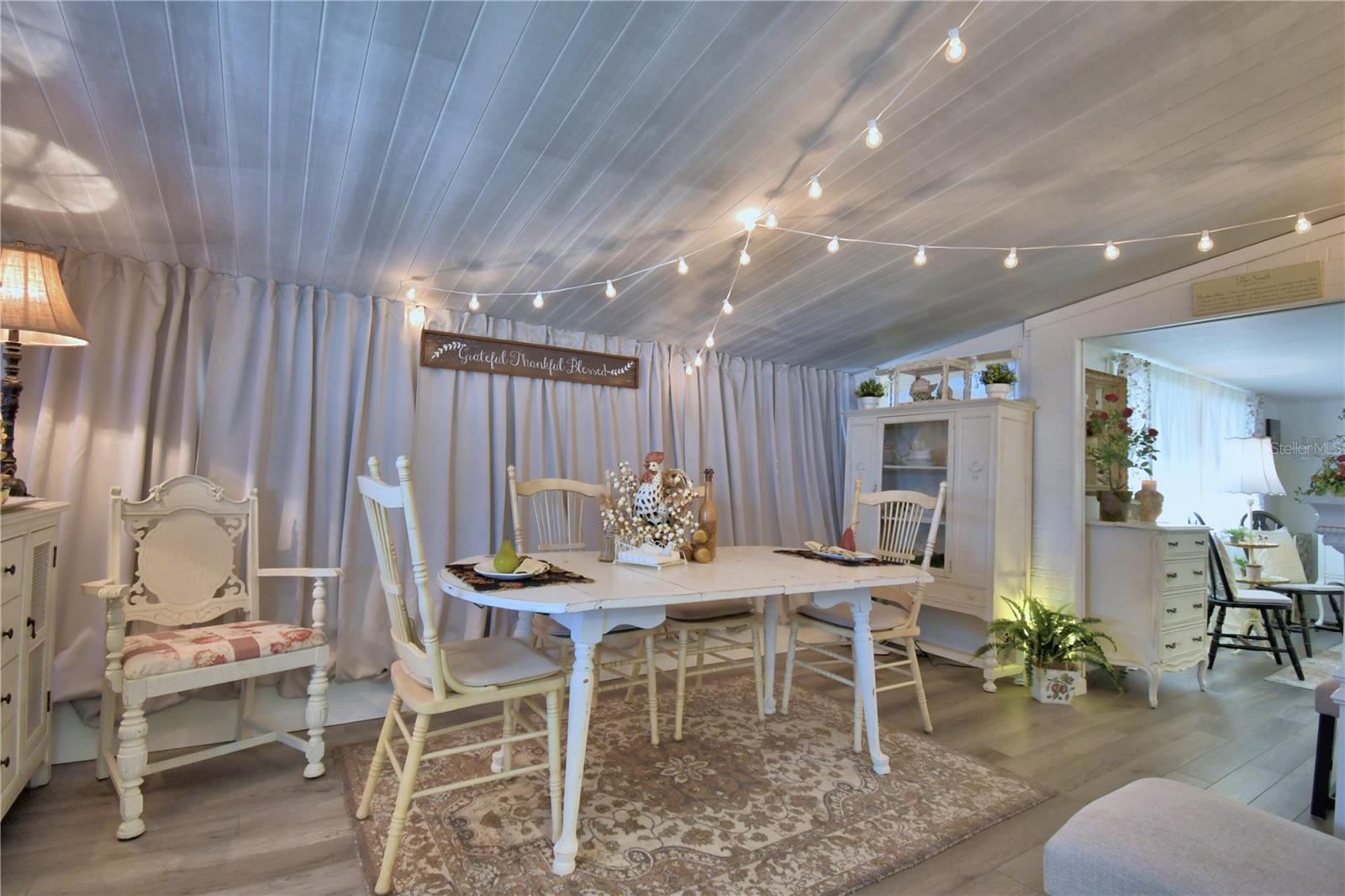 P4937515 Property Photo