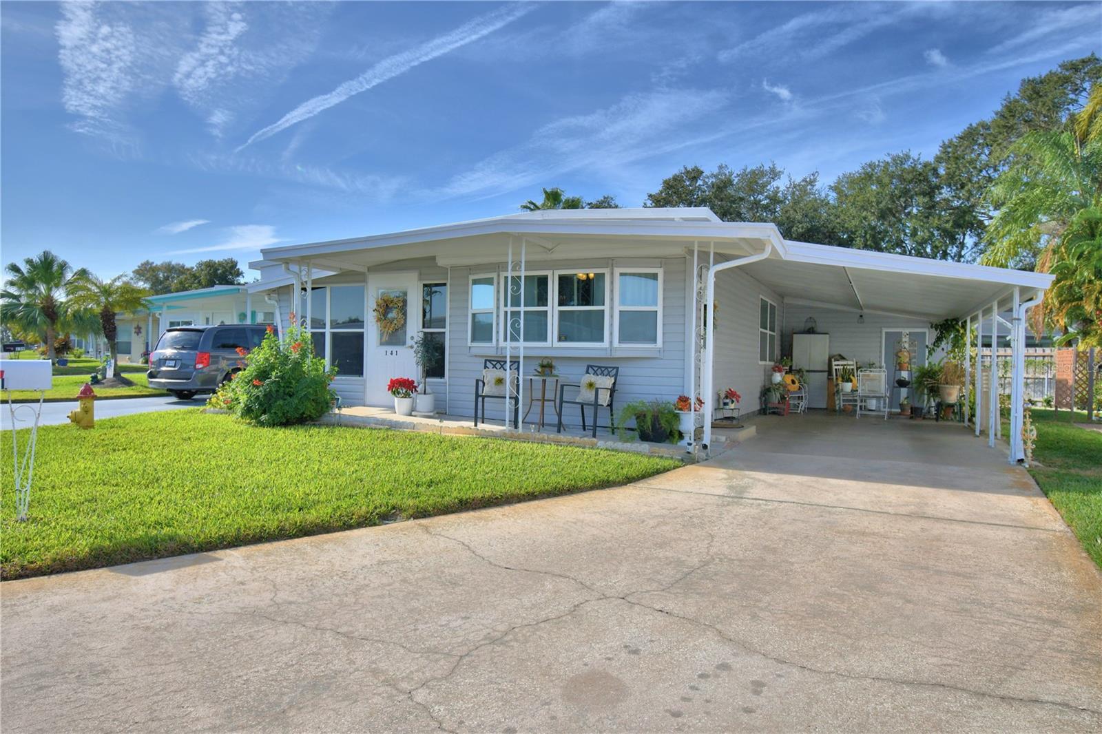 P4937515 Property Photo