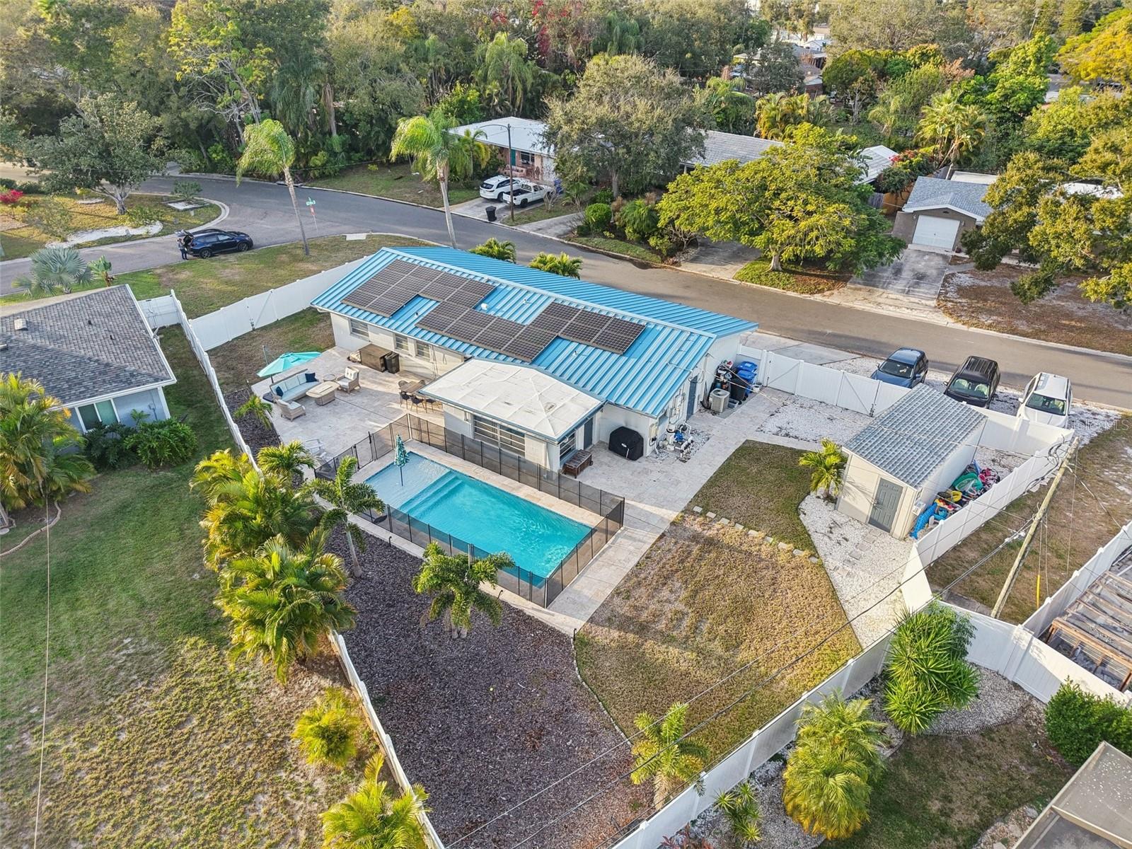 TB8463971 Property Photo